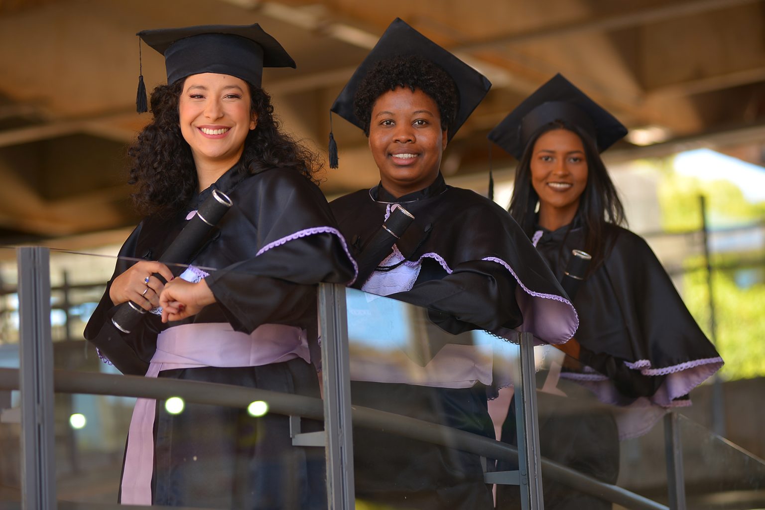 Formandas Carina Darlly, Anna Clara Miranda e Letícia Santos. 2022. Acervo pessoal de Anna Clara Miranda.