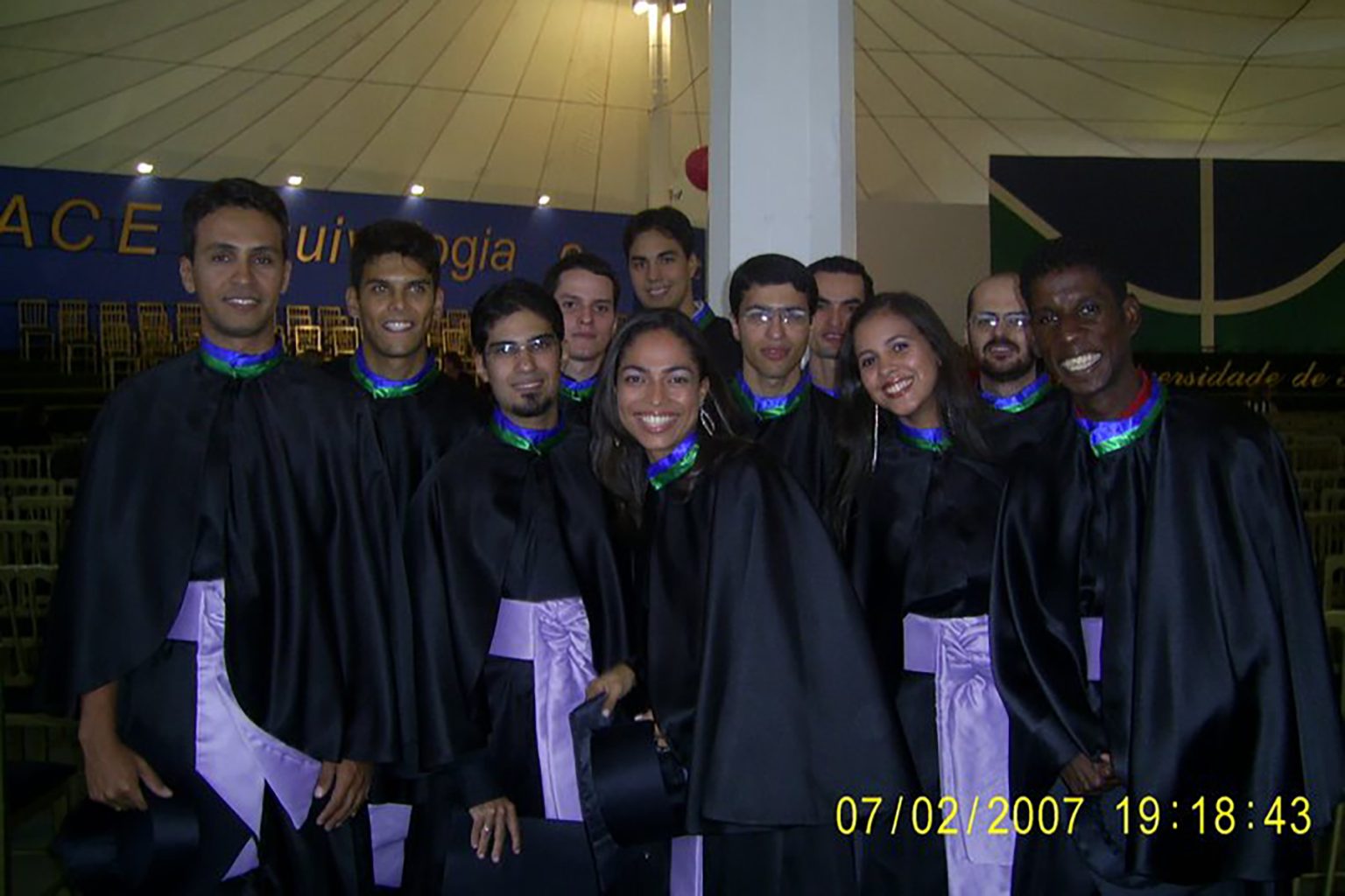 Colação de grau. Turma 2/2006. Acervo pessoal de Thiara Costa.