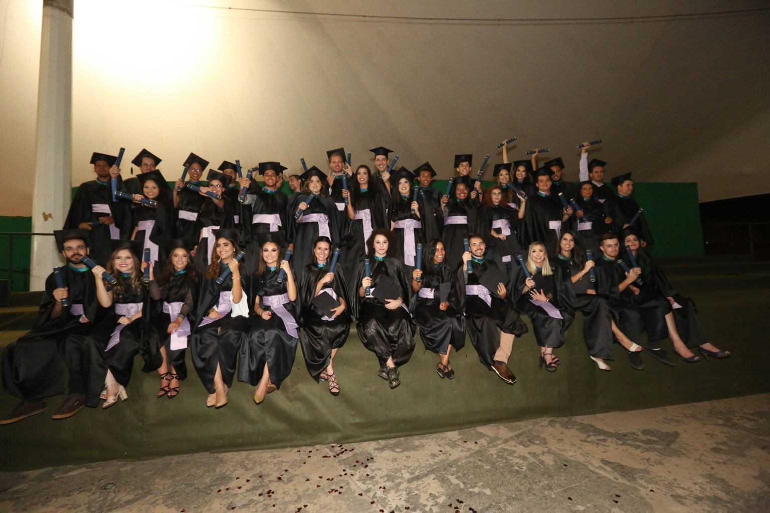 Colação de grau da Turma 1/2019. Brasília, 2019. Acervo pessoal de Aline Cruz.