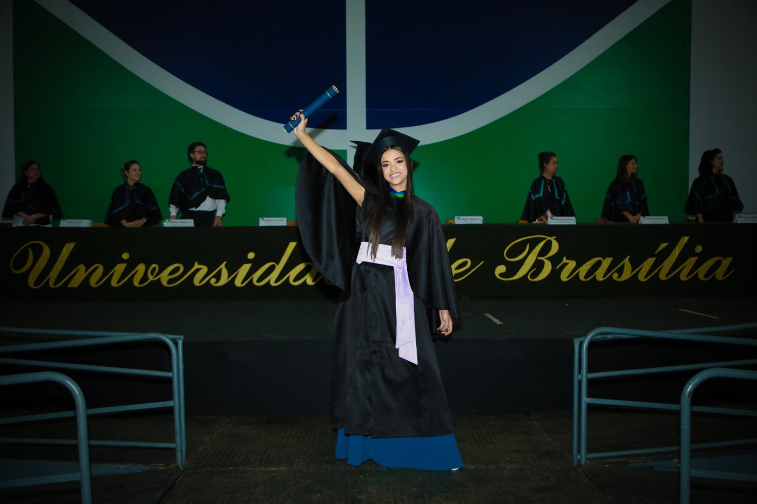Formanda Milena Ketlen de Jesus Barbosa. 14 dez. 2022. Acervo pessoal de Milena Ketlen de Jesus Barbosa.