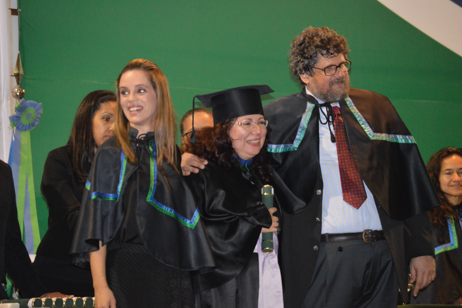 Profª Angélica Marques, discente Nilza Azevedo e prof. André Ancona. Turma 2/2013. Acervo pessoal de Nilza Azevedo.